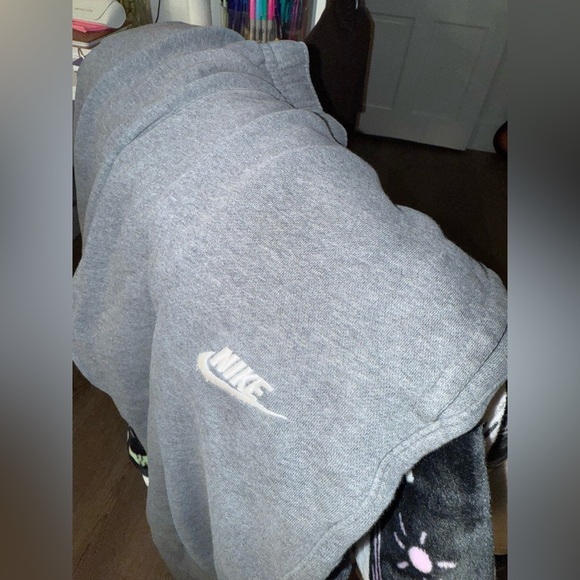 Men’s Nike Heather Gray Joggers - Picture 3 of 4